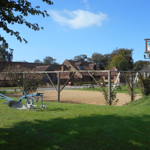 farmers inn norfolk pub outdoor walks seating